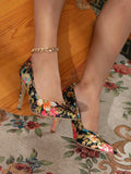 Zapatos de tacón con patrón floral de punta