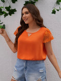 SHEIN VCAY Blusa de malla en contraste con bordado de cuello con abertura de ojo ribete en abanico